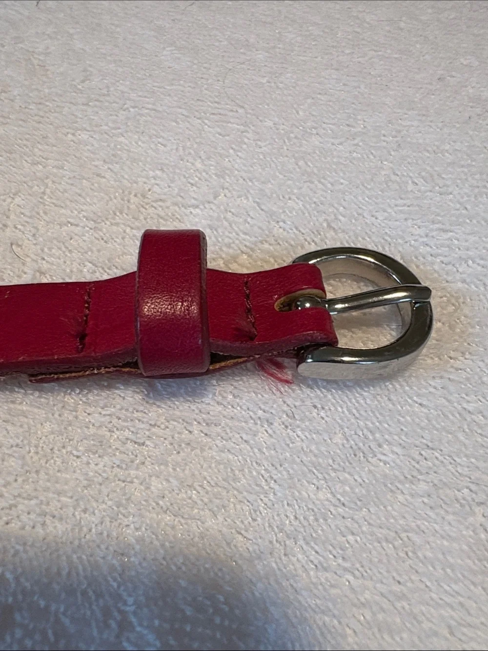 Vintage /Retro Red Skinny grommet/eyelet belt, fits 37–40” waist